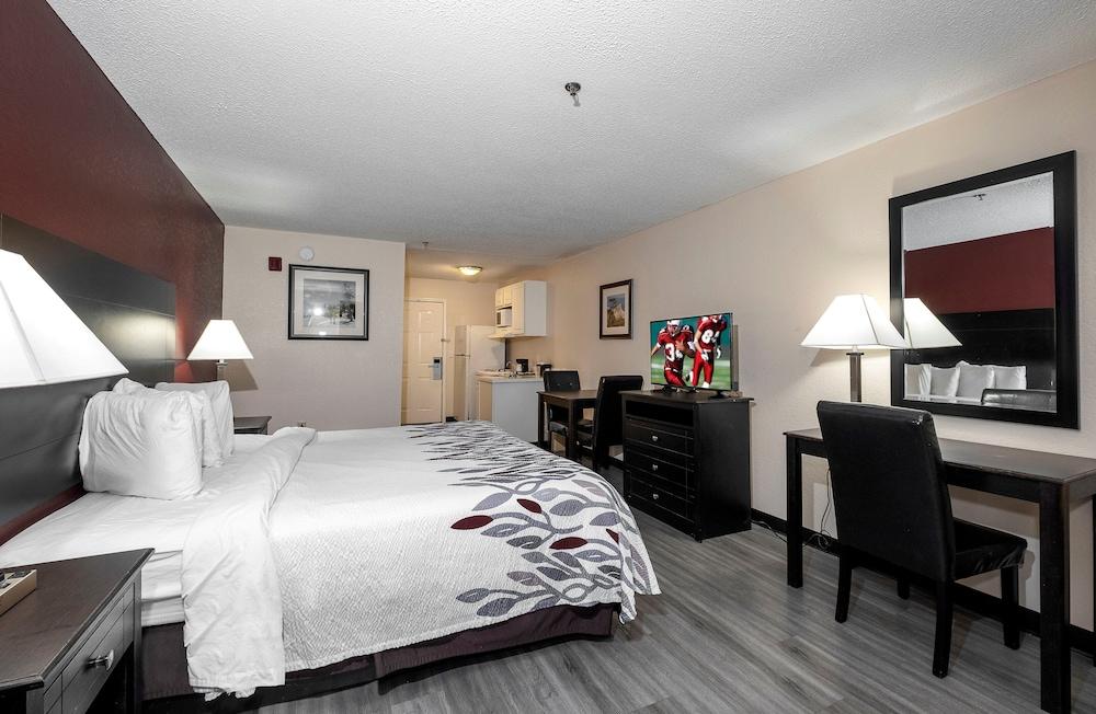 Red Roof Inn & Suites Pensacola-Nas Corry Beach Haven Exteriér fotografie
