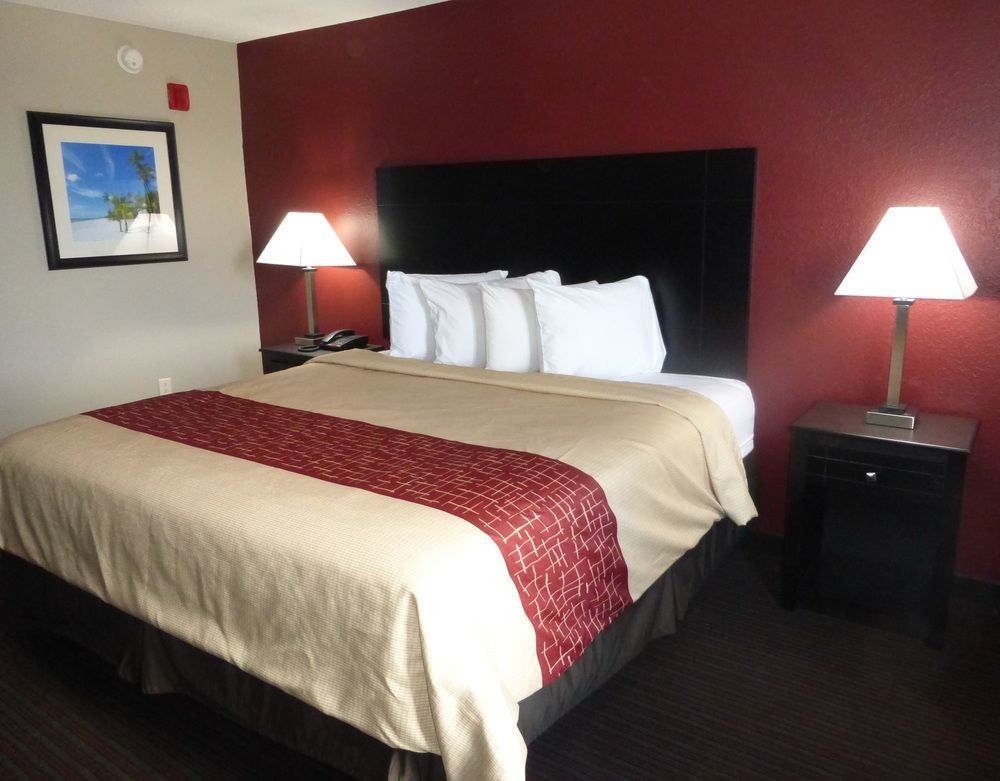 Red Roof Inn & Suites Pensacola-Nas Corry Beach Haven Exteriér fotografie
